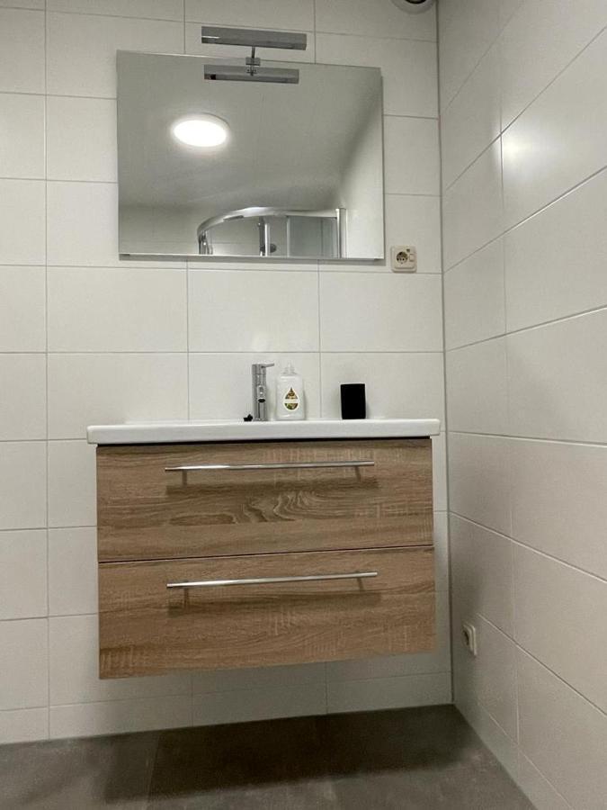 Escape, Appartement Met Groot Terras Бюрен Экстерьер фото